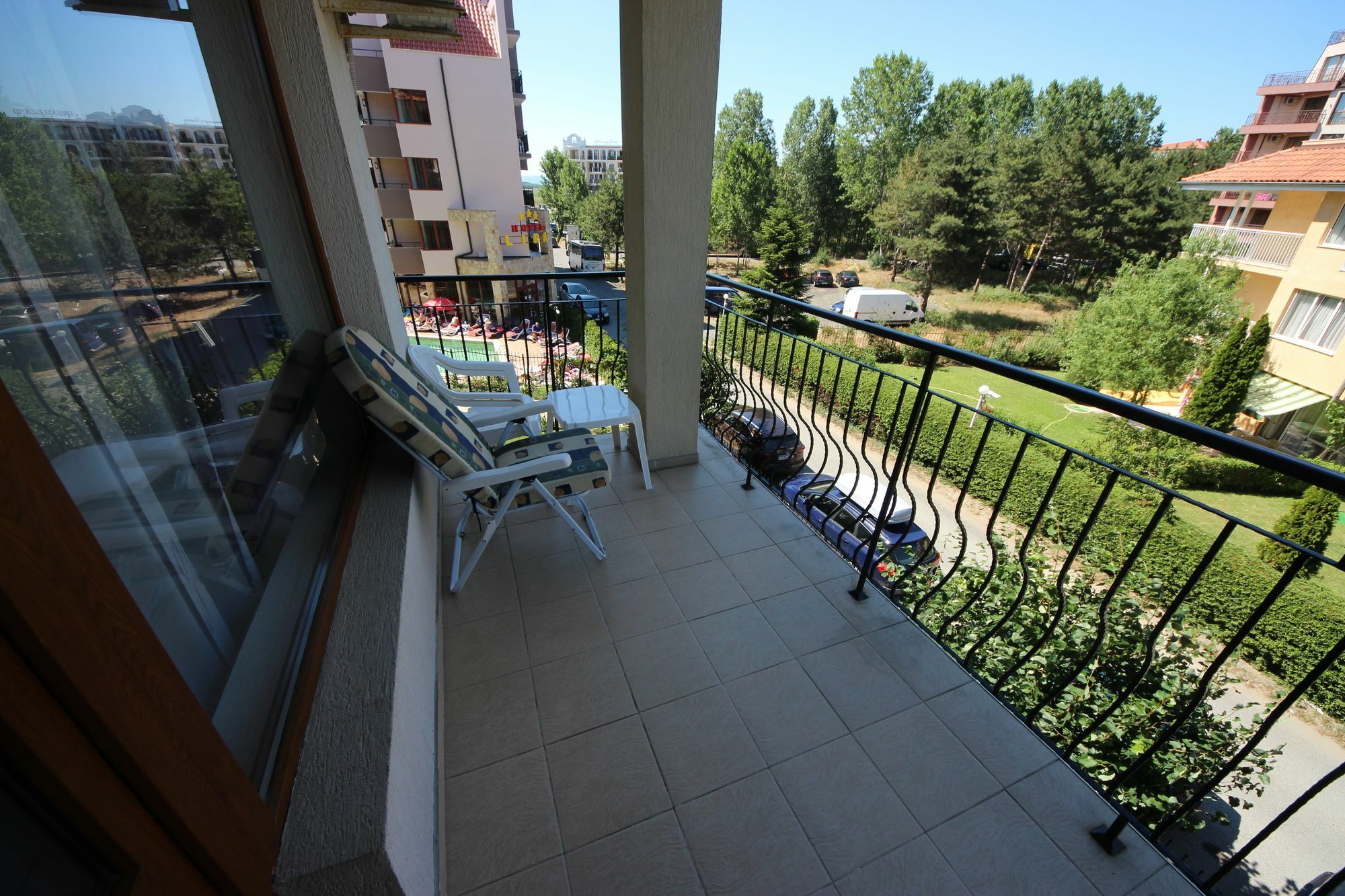 Menada Diamond Bay Apartments Sunny Beach Exterior photo